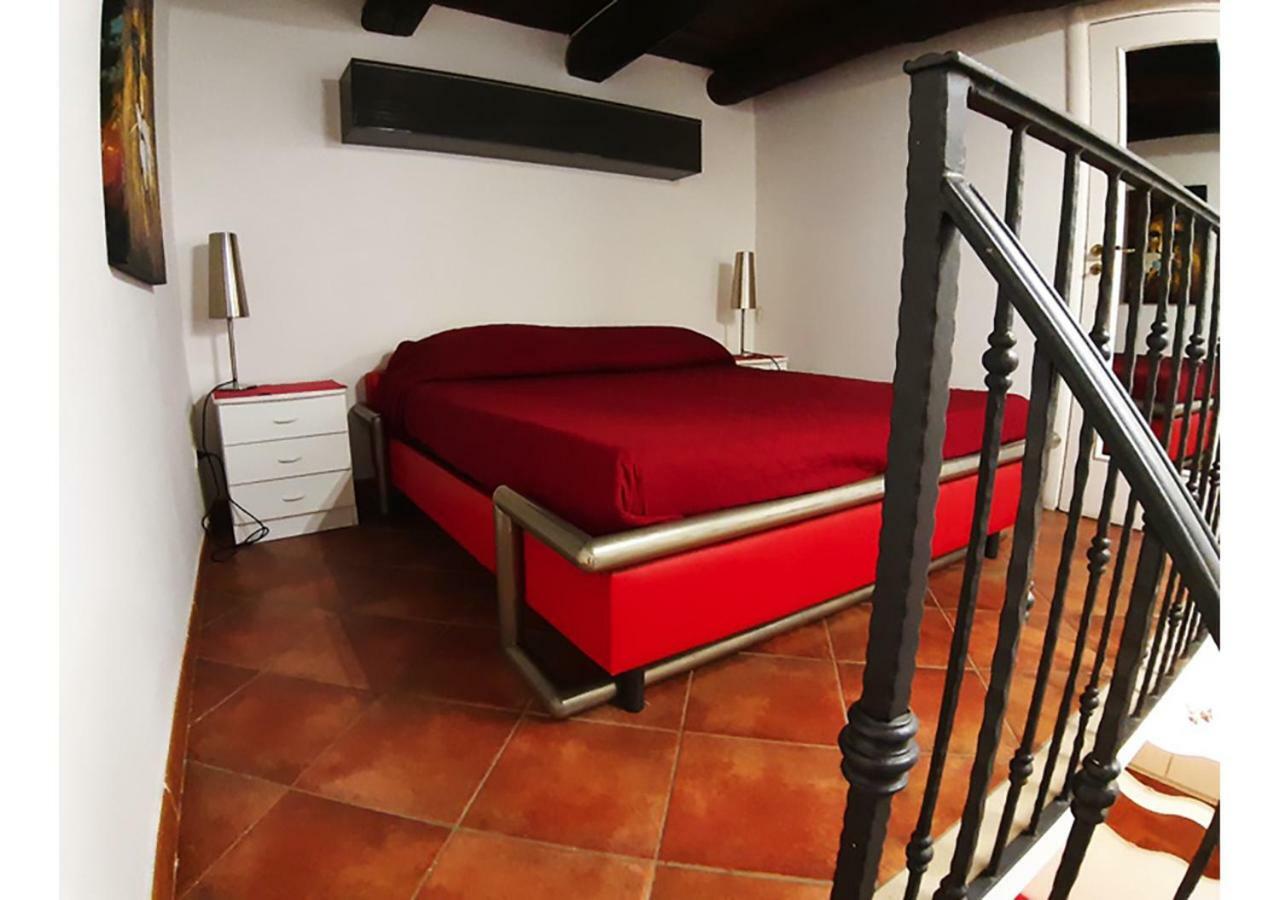 Il Salotto Di Nonna Cornelia 2 Hotell Neapel Exteriör bild